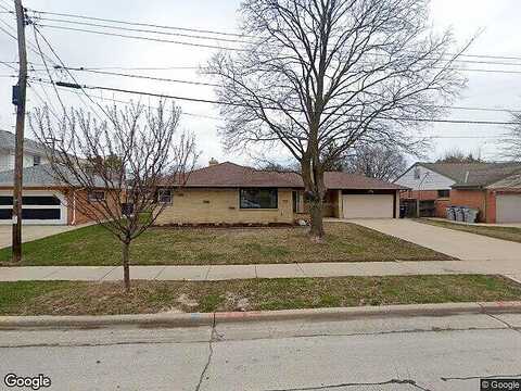 Massachusetts, MILWAUKEE, WI 53220
