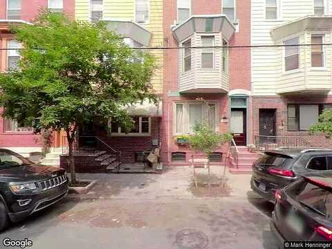 13Th, PHILADELPHIA, PA 19147