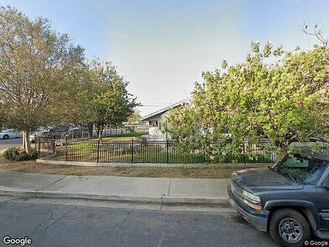11Th, BAKERSFIELD, CA 93307
