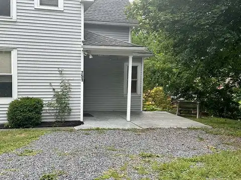 Grove, ROARING SPRING, PA 16673