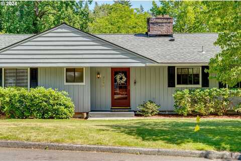 38Th, PORTLAND, OR 97221