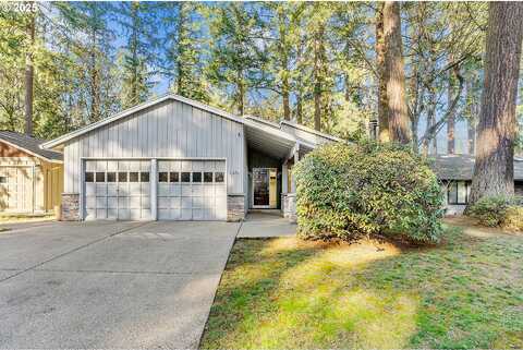 Collins, LAKE OSWEGO, OR 97035
