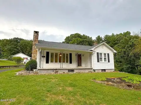 Mattie, EVERETT, PA 15537
