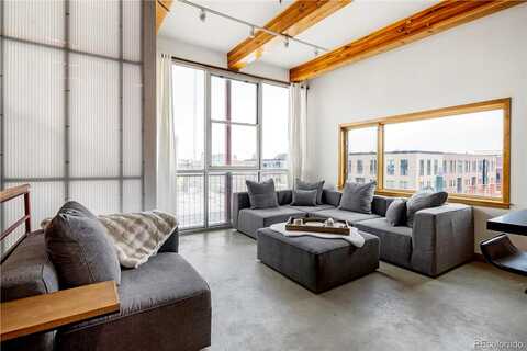 Curtis, DENVER, CO 80205