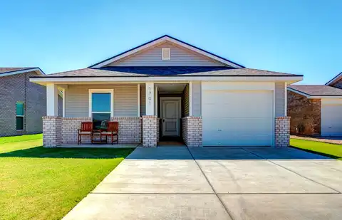 135Th, LUBBOCK, TX 79423