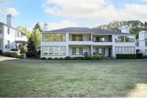 Fairway Village, WILSONVILLE, OR 97070