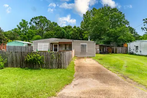 Patricia, MILTON, FL 32570