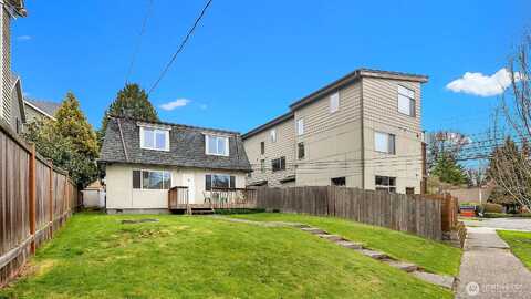 51St, SEATTLE, WA 98105