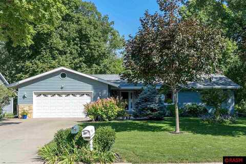 Mary, NORTH MANKATO, MN 56003