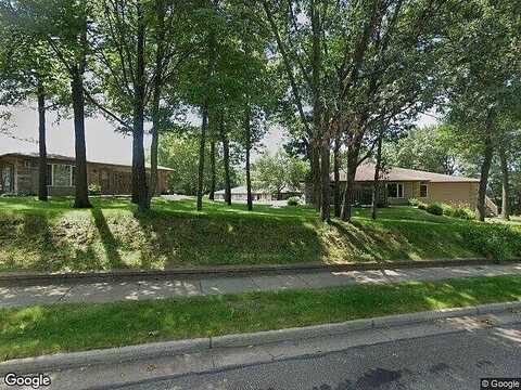 Oak Tree, EAU CLAIRE, WI 54701