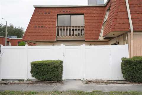Oak Trace Way, Tampa, FL 33634