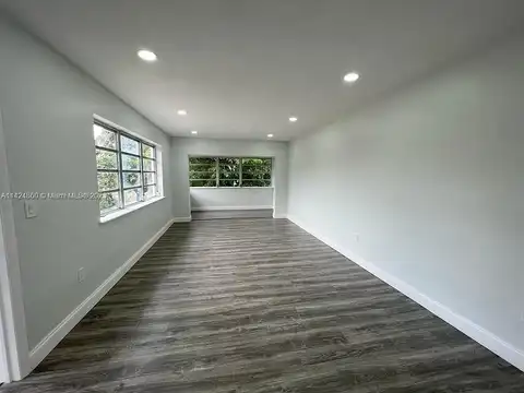 Ne 191St St, Miami, FL 33179