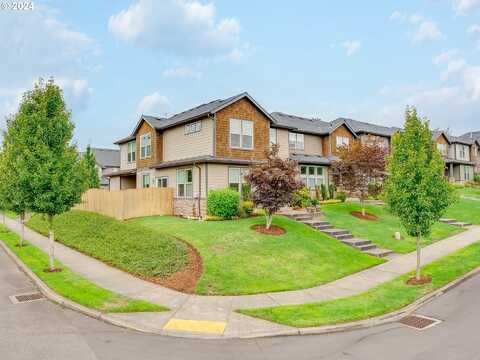 Luca, CLACKAMAS, OR 97015