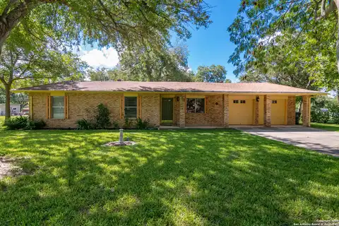 Nueces, SEGUIN, TX 78155