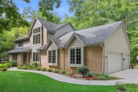 Kings, HARTFORD, WI 53027