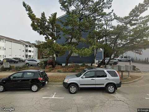 Starfish Rd, Virginia Beach, VA 23451