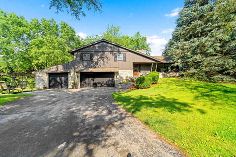 Faulkner, MUKWONAGO, WI 53149