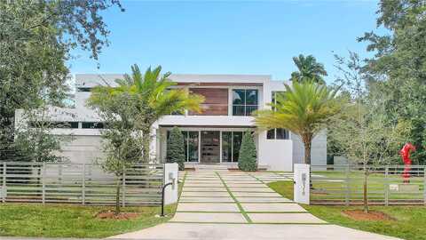 69Th, PINECREST, FL 33156