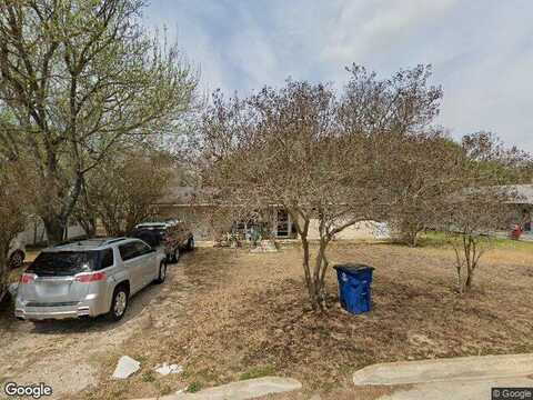 Melinda, DEVINE, TX 78016