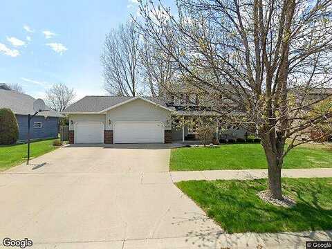 Rivershore, MOORHEAD, MN 56560