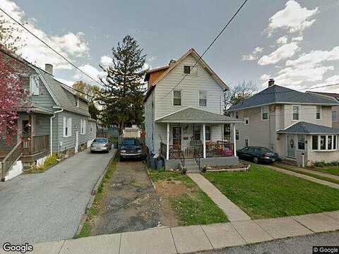 Blythe Ave, Drexel Hill, PA 19026