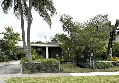 64Th, HIALEAH, FL 33013