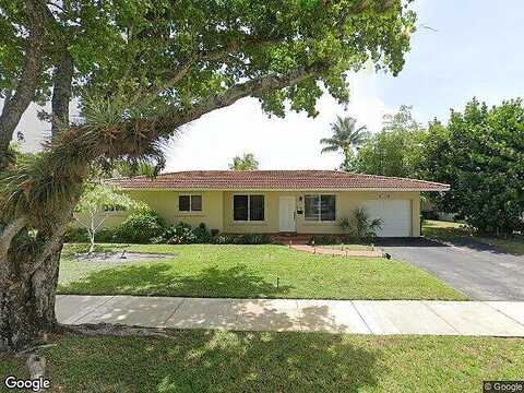 English, MIAMI LAKES, FL 33014