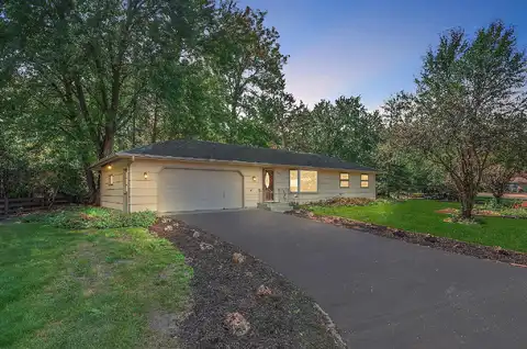 Circle, BURNSVILLE, MN 55337