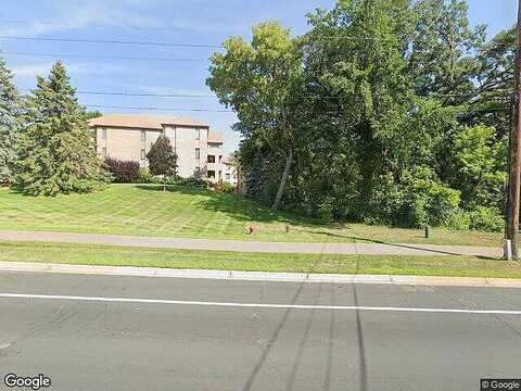 Auto Club Rd, Minneapolis, MN 55438