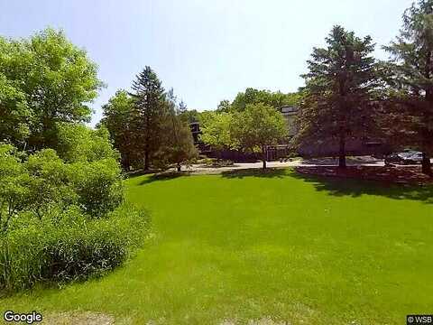 Green Circle Dr, Hopkins, MN 55343