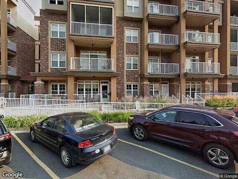 38Th Ave Ne, Minneapolis, MN 55421