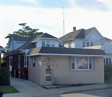 Douglas, RACINE, WI 53402