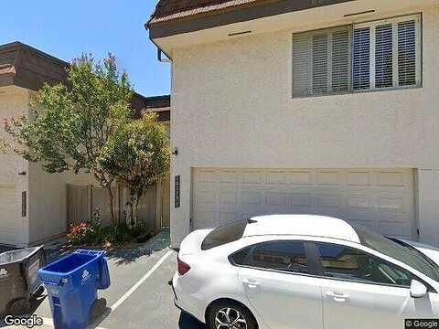 Larwin Ave, Chatsworth, CA 91311