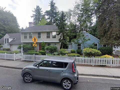 Ne 127Th Pl, Kirkland, WA 98034