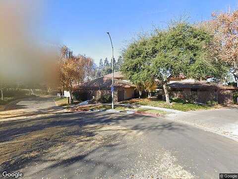 Red Oak Dr W, Sunnyvale, CA 94086