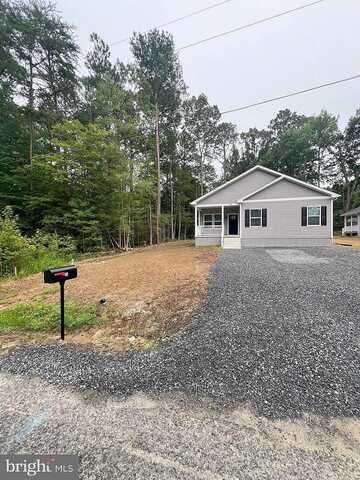 Circle Ln, COLONIAL BEACH, VA 22443