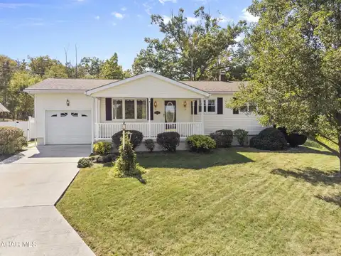 Maple, ALTOONA, PA 16601