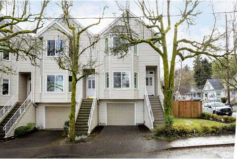 S Sweeney St, Portland, OR 97239
