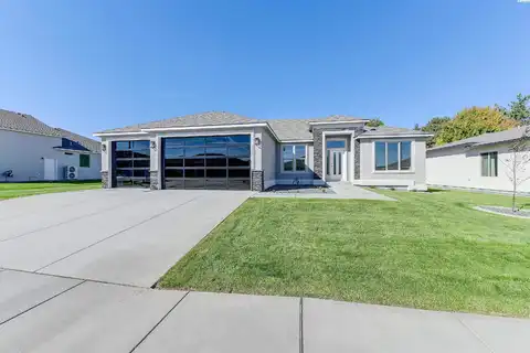Livorno, RICHLAND, WA 99352