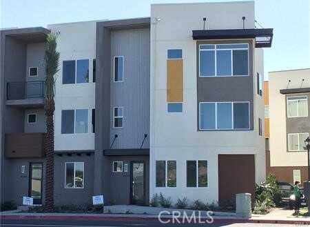 Orangethorpe, BUENA PARK, CA 90621