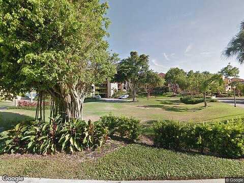 La Peninsula, NAPLES, FL 34113