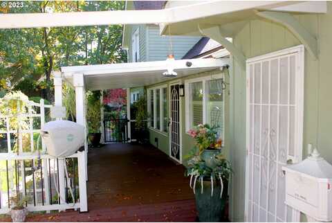 W 8Th Ave, Eugene, OR 97402