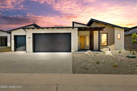 E Hahn Street, Prescott Valley, AZ 86314