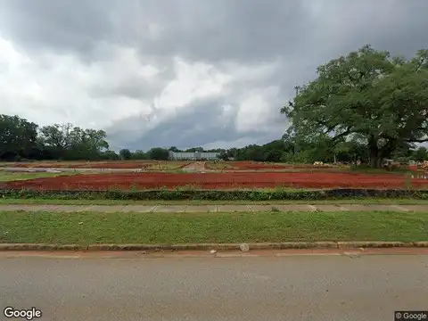 Tenpence Cir, Pace, FL 32571