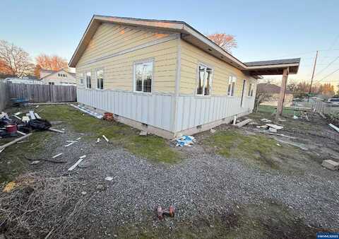 Hudson Av Ne, Salem, OR 97301