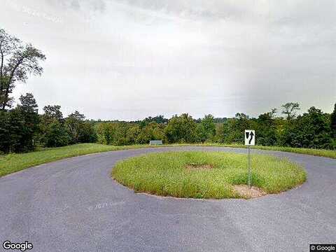 Helens Dr, Greencastle, PA 17225