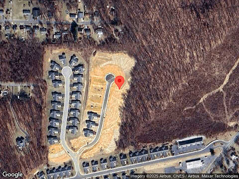 River Oak Dr, Staunton, VA 24401