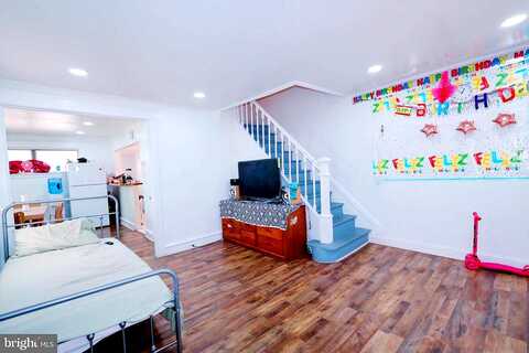 Overhill Rd, UPPER DARBY, PA 19082