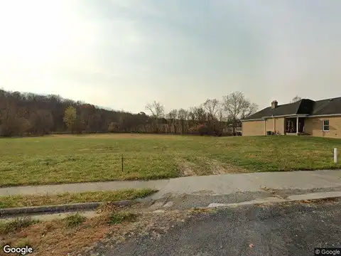 Courtyard Ter, New Market, VA 22844