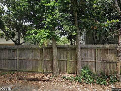 N Sabine St, Houston, TX 77009